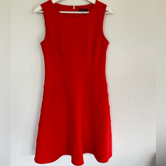 TOMMY HILFIGER DRESS — SIZE 6 - Picture 4 of 7